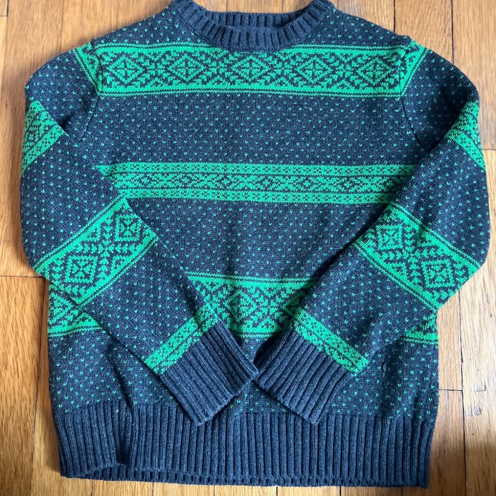 Size 6-7 Gap Kids Sweater Blue and Green Knit